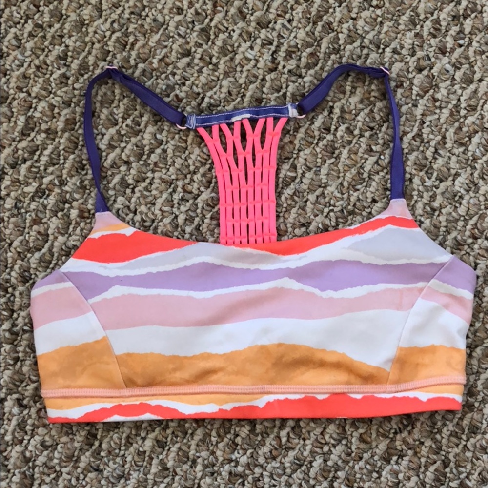 lululemon bra size 4
